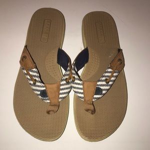NWOT Sperry Top-Sider Nautical Flip Flop SIZE 7